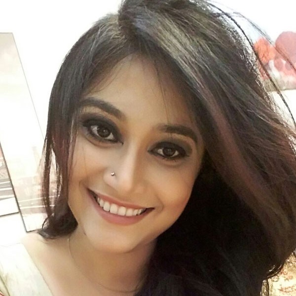 জুলাই কন্যার খেতাব পেলেন কণ্ঠশিল্পী খেয়া