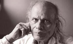 গ্রামীণফোনের কাছে বাউল সম্রাট পরিবারের ২০ কোটি ক্ষতিপূরণ দাবি