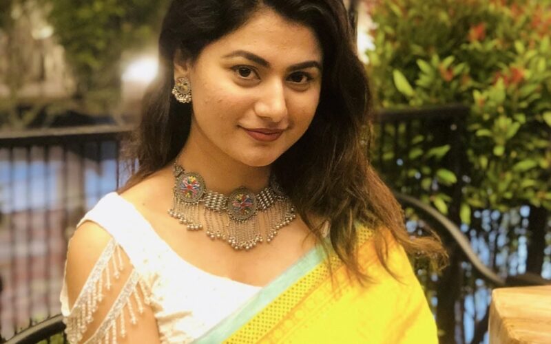 নায়িকা নয় অভিনেত্রী হতে চান মিষ্টি ঘোষ