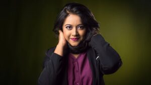 সামাজিক যোগাযোগের মাধ্যমগুলো নিষিদ্ধ চান ঐশী