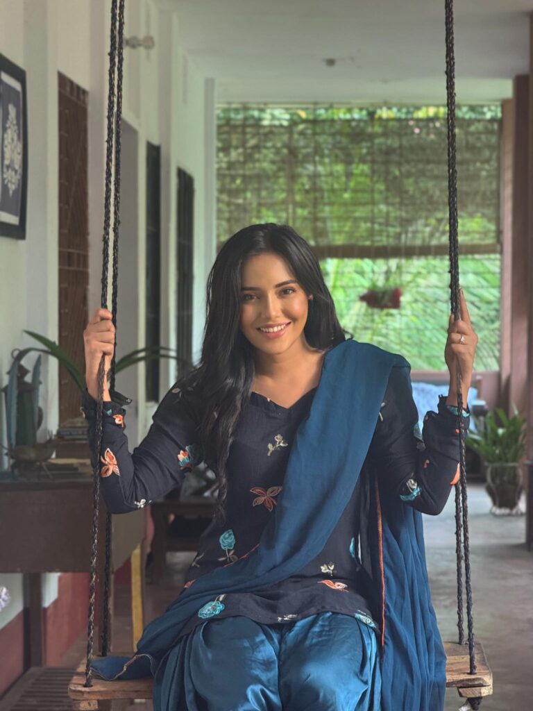 ১৭ সেকেন্ড ধরে পানির নিচে