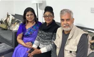 ইলিয়াস কাঞ্চনকে দেখতে লন্ডনে রোজিনা