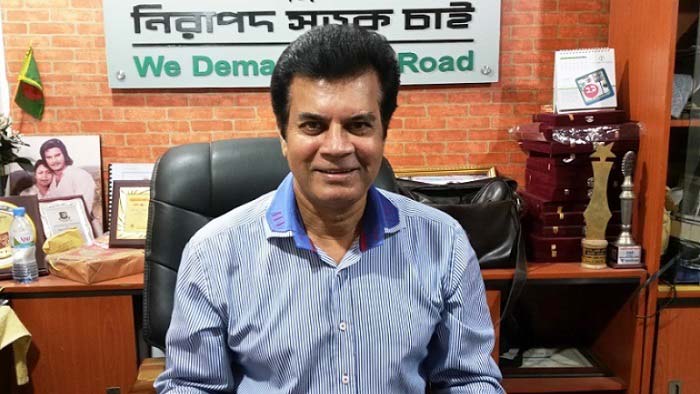 ব্রেন টিউমারে আক্রান্ত ইলিয়াস কাঞ্চন