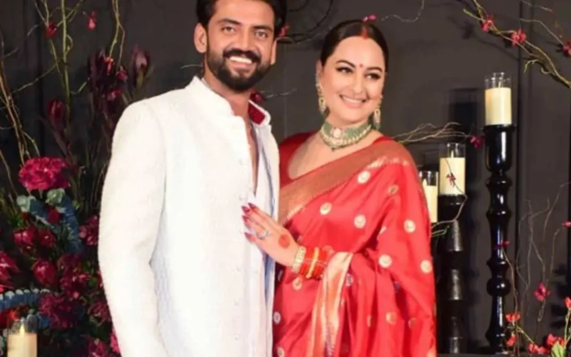 গোপন তথ্য প্রকাশ্যে আনলেন সোনাক্ষী  