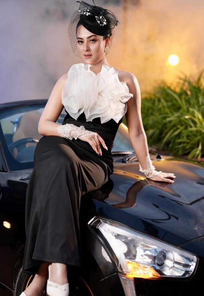 রাজকীয় লুকে বুবলী