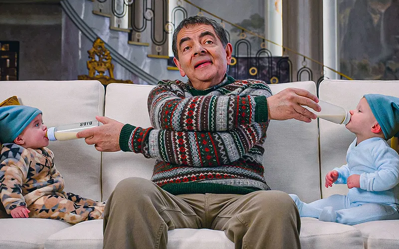 বাচ্চা নিয়ে বিপাকে মিস্টার বিন