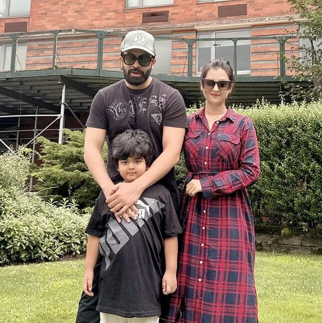 শাকিব খান, বুবলী ও ছেলে শেহজাদ