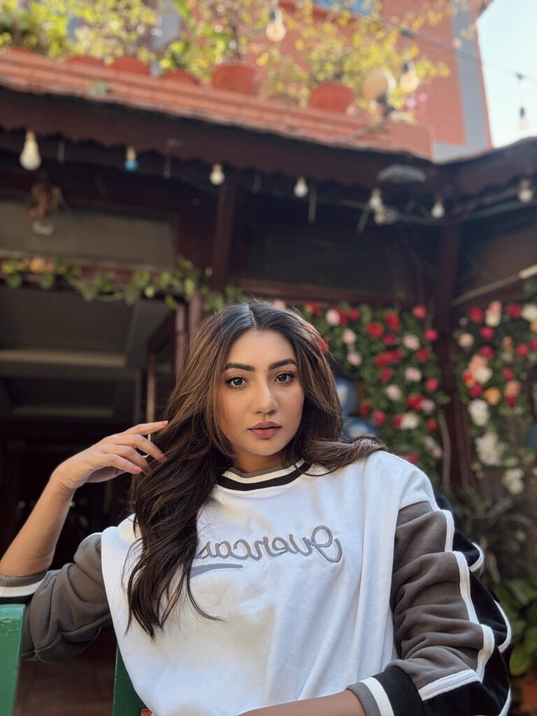 আরশ-সুনেরাহর রোমান্টিক ছবি