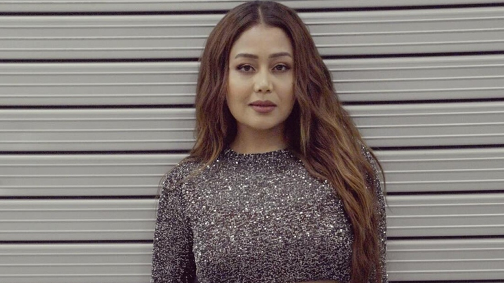 কেন অন্তরালে যেতে যাচ্ছেন নেহা কক্কর