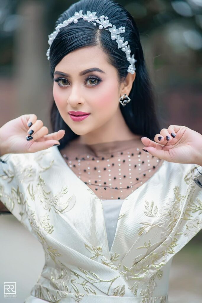 মা হওয়ার গুঞ্জনে কটাক্ষের শিকার বুবলী