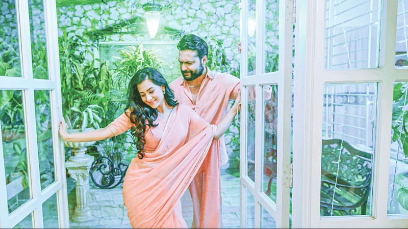 নতুন ইতিহাস গড়ল ‘পিনিক’ সিনেমা