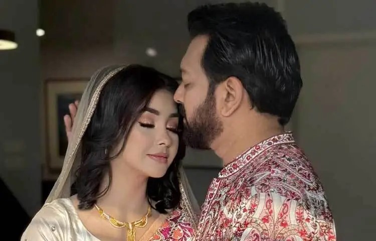 কঠিন সময় কিভাবে কাটছে তাহসানের?