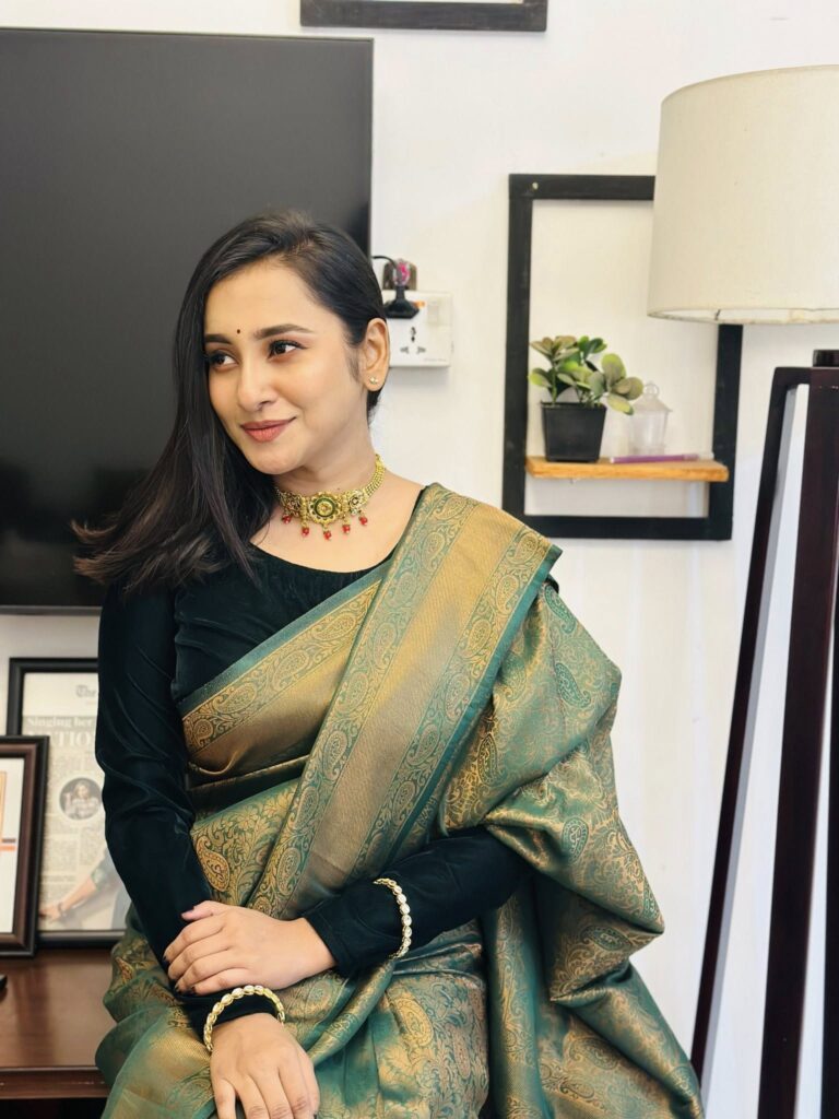 বিএনপির থিম সং গাইলেন