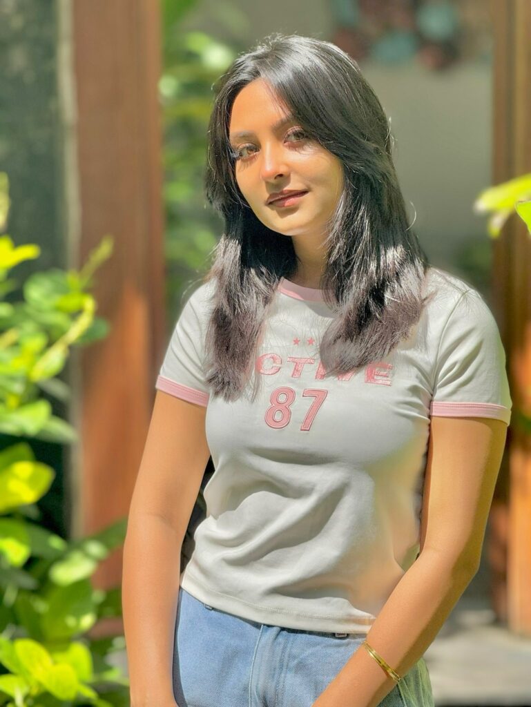 নাজনীন নীহার ব্যাংকক ও ইন্দোনেশিয়া