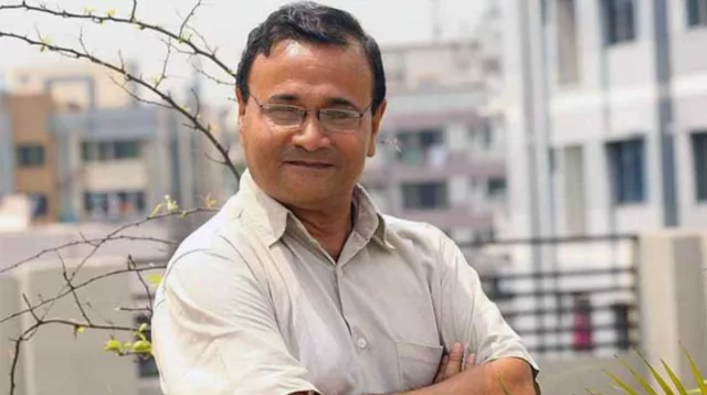 ডা. এজাজুল ইসলাম দারিদ্র্য ও সংগ্রামের