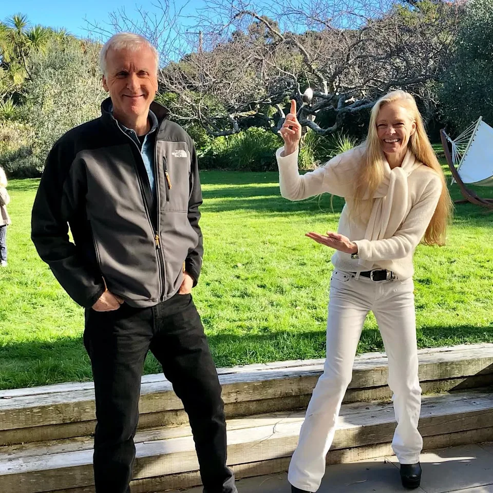 জেমস ক্যামেরন কেন আমেরিকা