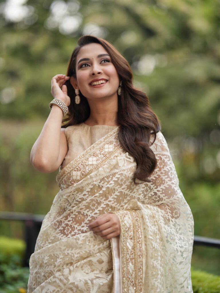 এআই ভুয়া কনটেন্টে বিব্রত মেহজাবীন