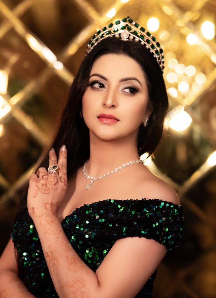 ফোনে পরীমনিকে অশ্রাব্য গালাগাল, হত্যার হুমকি