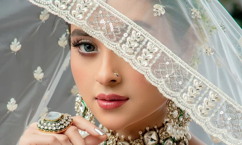 শাকিব খানের সঙ্গে বিচ্ছেদ হয়নি: বুবলী