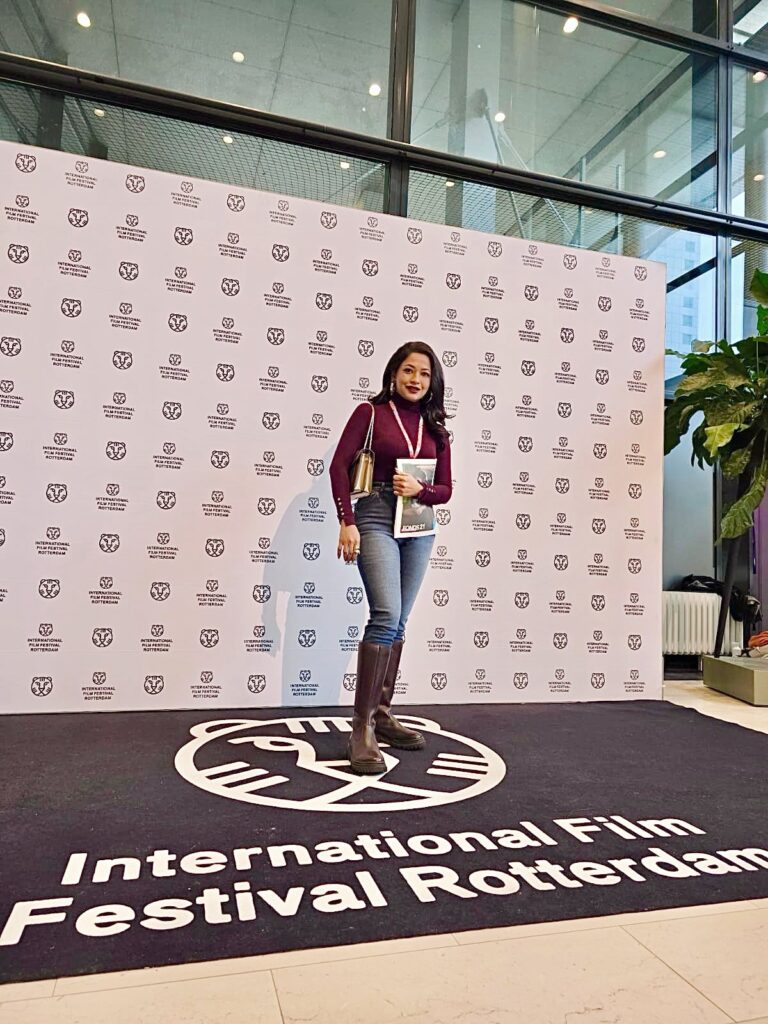 রটারড্যামে বাঁধন তুষি মম