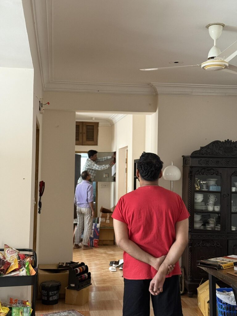 স্বামীর প্রশংসায় শবনম ফারিয়া