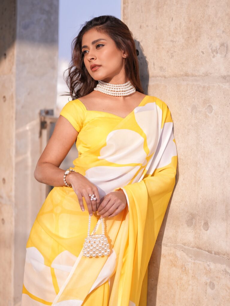 ছবিতে দেখে নিন দেশের