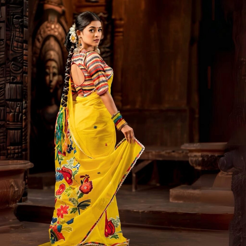 ছবিতে দেখে নিন দেশের