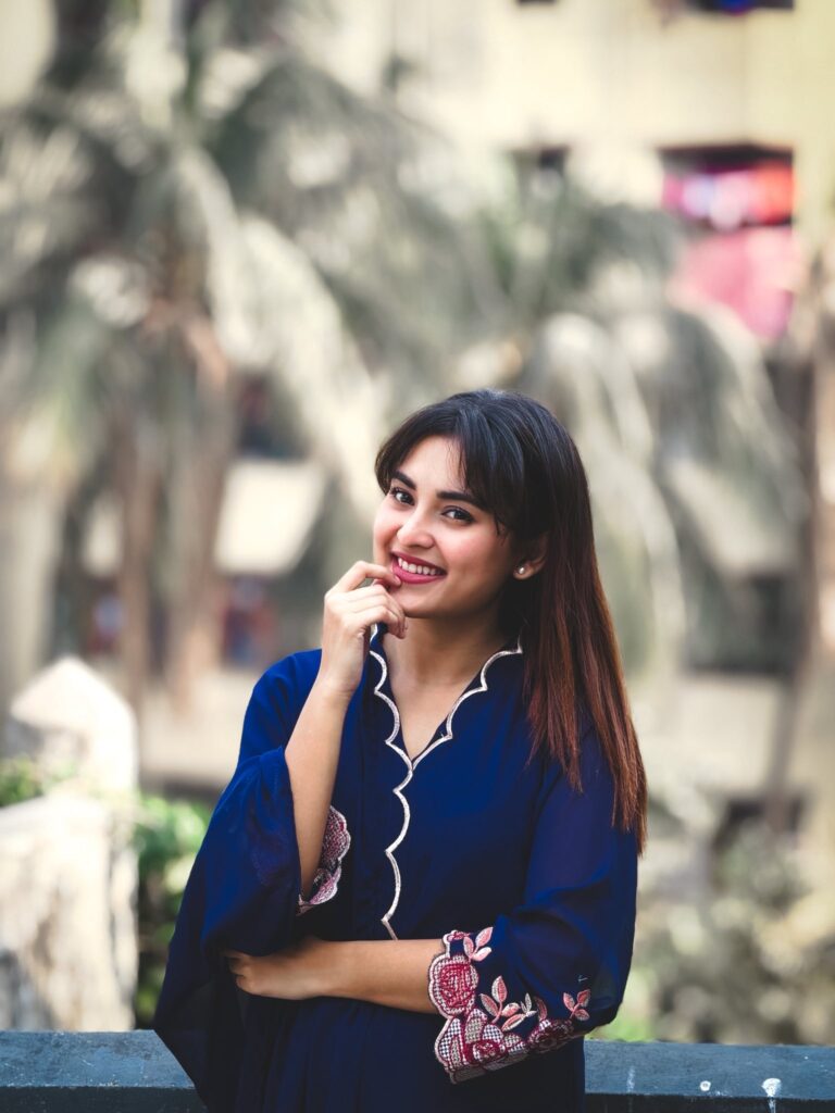 তটিনী ও সাদিয়া আয়মানের সৌন্দয্যে