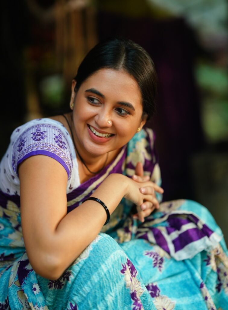 দ্বিতীয় অস্ত্রোপচারের পর দেশে ফিরলেন তানিয়া বৃষ্টি