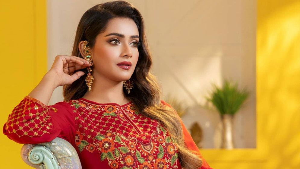 অথৈর মারধরের অভিযোগে মুখ খুললেন তিশা