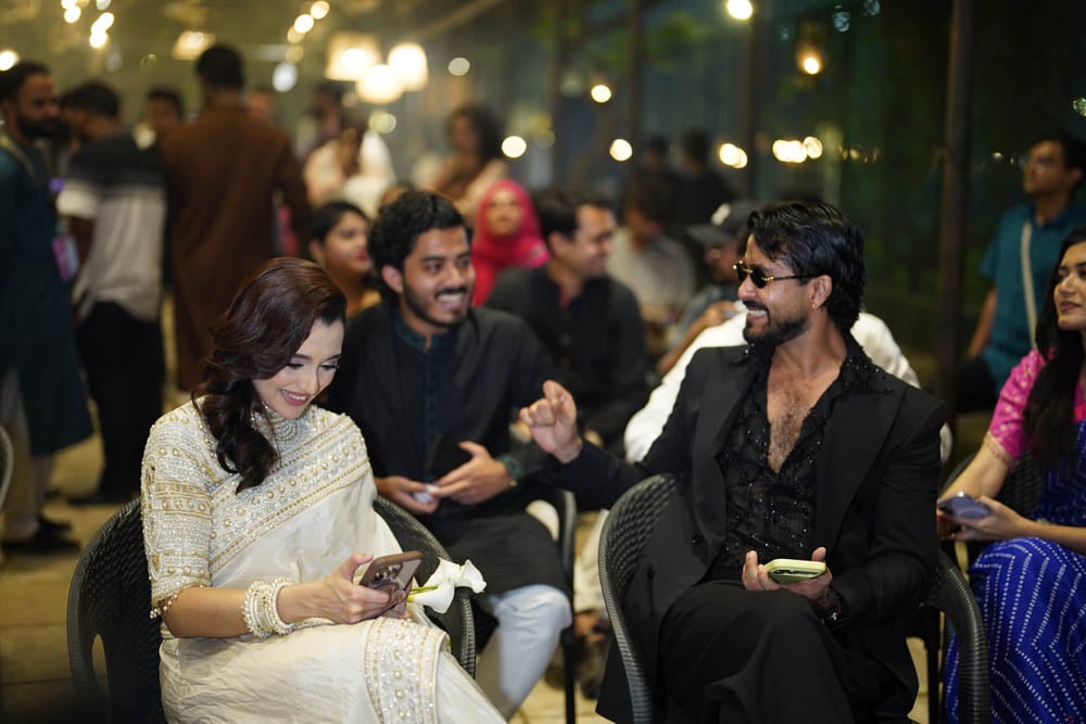 বনলতা এক্সপ্রেস এর ট্রেলারে হুমায়ূন আহমদকে স্মরণ