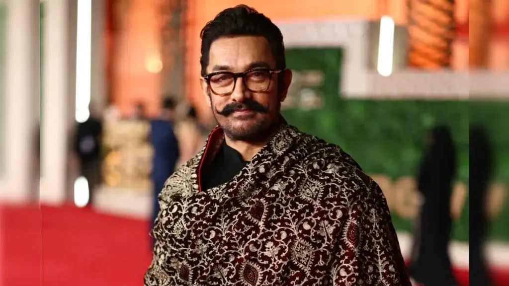 আমির খান ১৬ বছরের কম