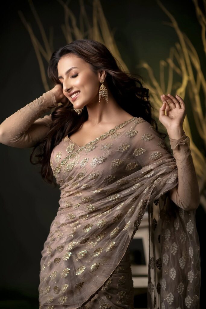 বাংলাদেশ ছাড়বেন না জ্যোতির্ময়ী কুণ্ডু