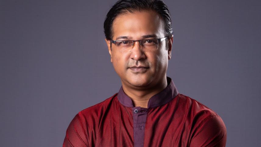 আসিফ আকবর বিদেশি মদ