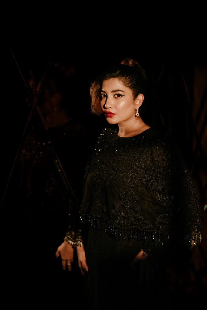 তানজিন তিশার বিরুদ্ধে