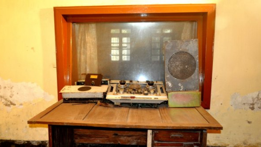 শিল্পী ডালিয়া নওশীন