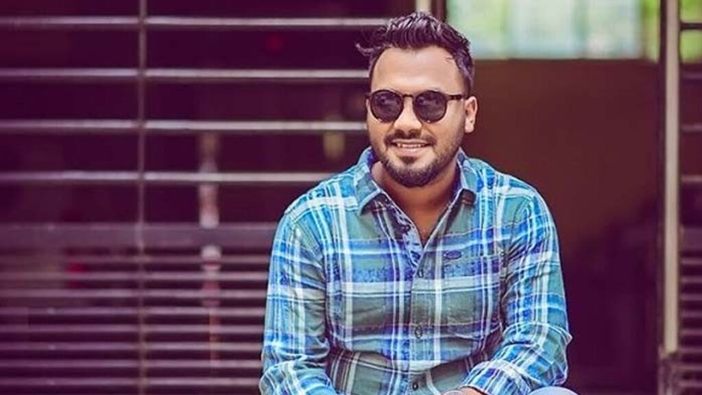 ফেল করায় স্ট্রোক করেন পলাশের মা