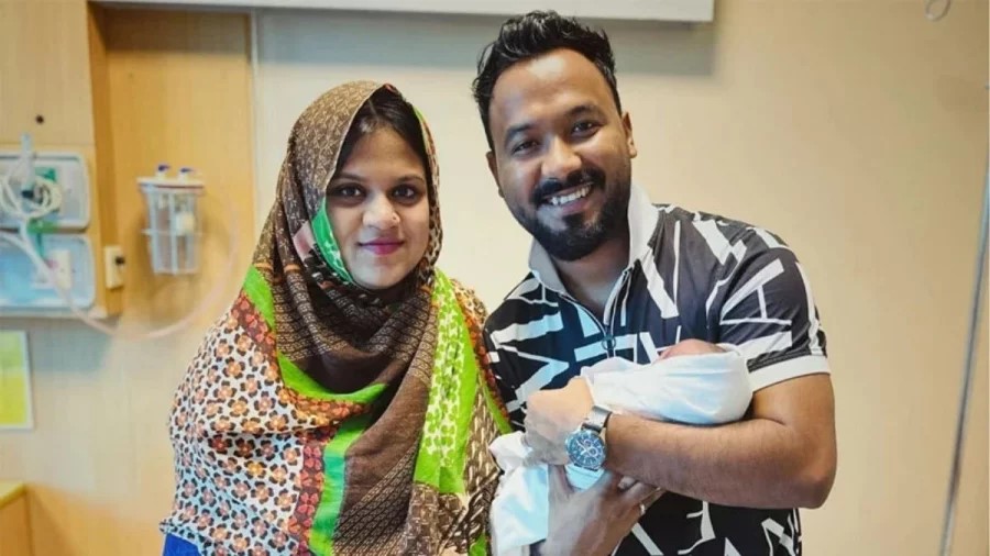 ফেল করায় স্ট্রোক করেন পলাশের মা