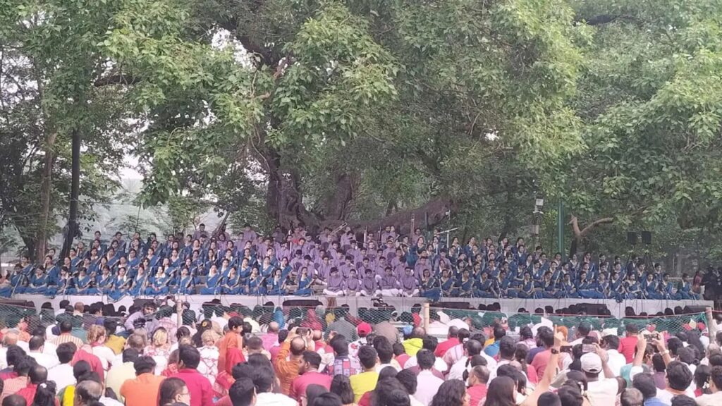 রমনার বটমূলে বর্ষবরণে বর্ণিল আয়োজন