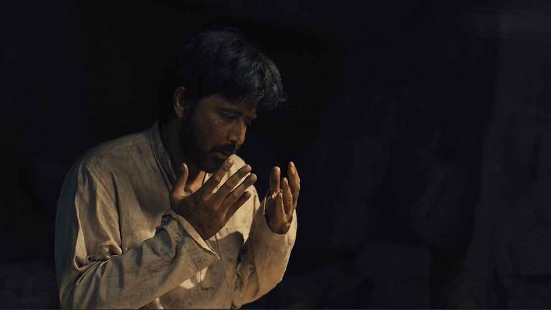 সিঙ্গেল স্ক্রিনে মুক্তি পাচ্ছে ‘দম’