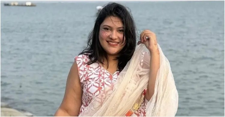 কারিনা কায়সারের মৃত্যুতে তারকা অঙ্গনে শোকের ছায়া