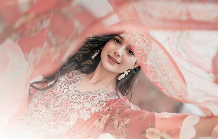 সাবিলা নূরের জন্মদিন-কত বয়স হল অভিনেত্রীর?
