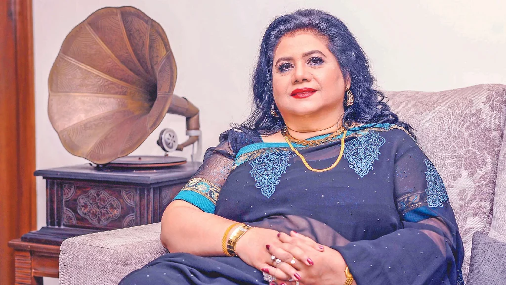 মিনার-ই-দিল্লি পেলেন রুনা লায়লা