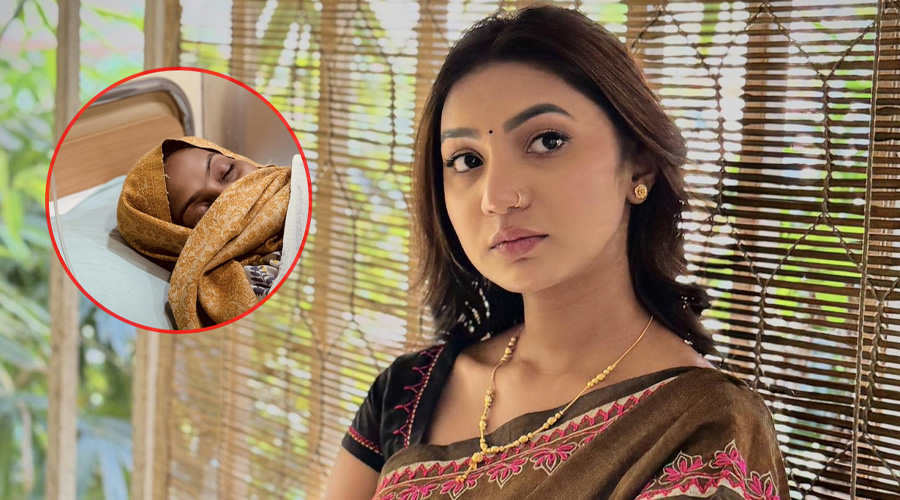 মা দিবসে তারকাদের আবেগঘন স্মৃতিচারণ