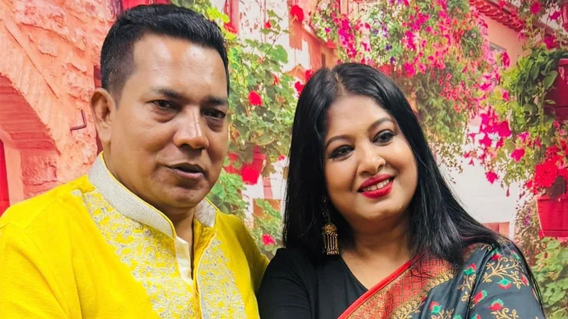 মৌসুমী বলছেন ‘নাটক’ নির্মাতা বলছেন সিনেমা