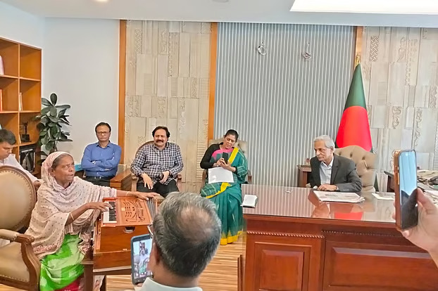 ভবঘুরে শিল্পী লাইলী বেগমের পাশে সরকার