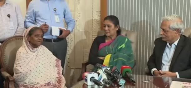 ভবঘুরে শিল্পী লাইলী বেগমের পাশে সরকার