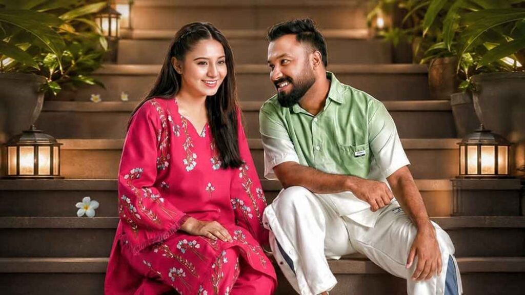 ভ্যানিশিং ম্যান রিটার্নস এ নজর কাড়া তরুণী কে?