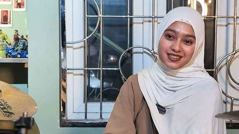 বাধ্য হয়ে ক্ষমা চাইলেন নাজিয়া সামান্তার বাবা