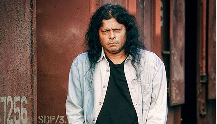 হোটেল কক্ষ নোংরা, ইতালিতে জেমসকে জরিমানা